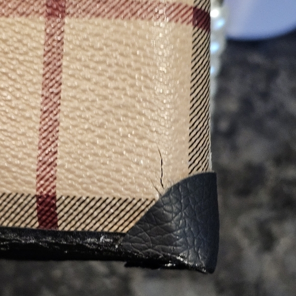 Burberry Black Nova Check Bifold Wallet wWristlet & Patch Added - Picture 11 of 17